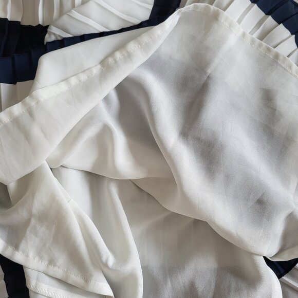J. Crew Navy &  white skirt - Picture 3 of 5